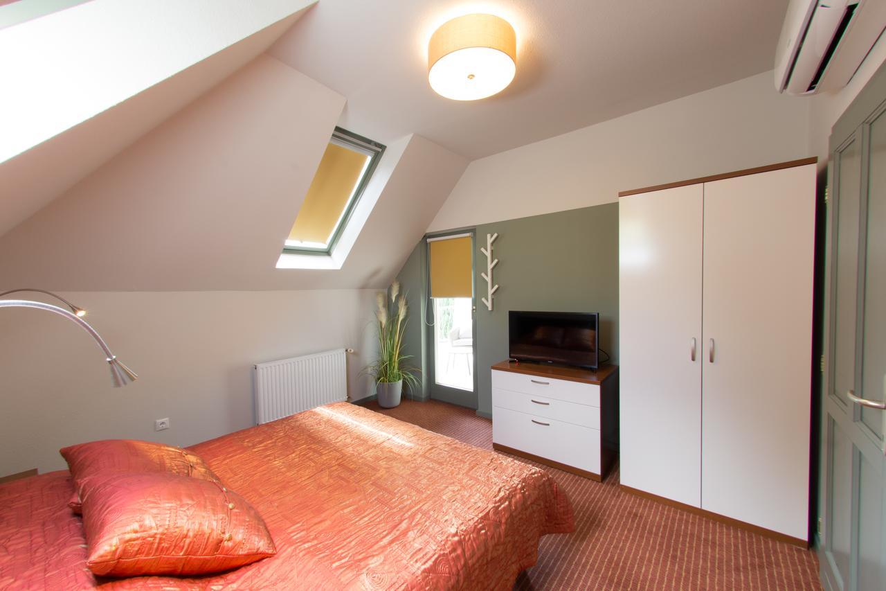 Villa Oliva Boutique Rooms Zamardi Bagian luar foto